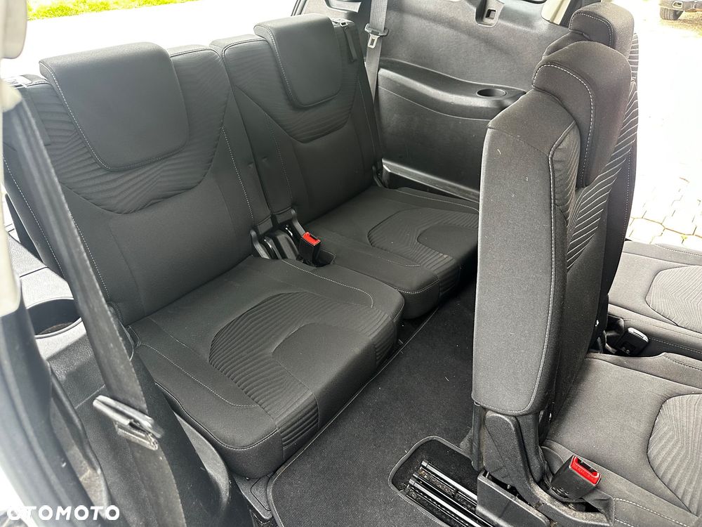 Ford S-Max 2.0 TDCi Titanium PowerShift - 8