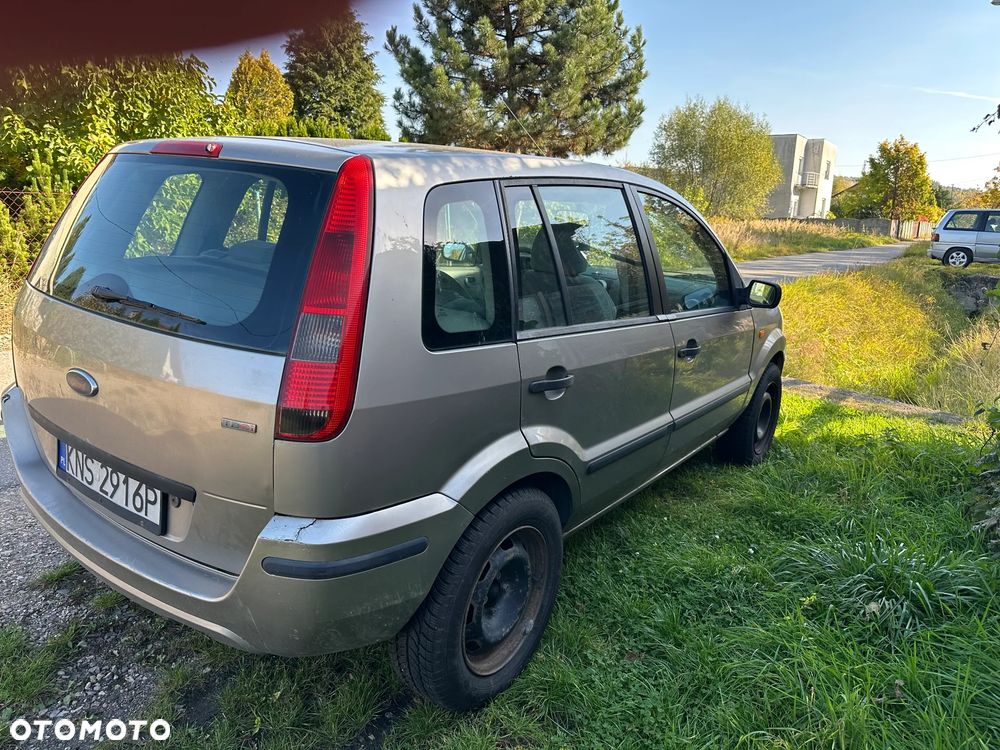 Ford Fusion 2003 photo 5