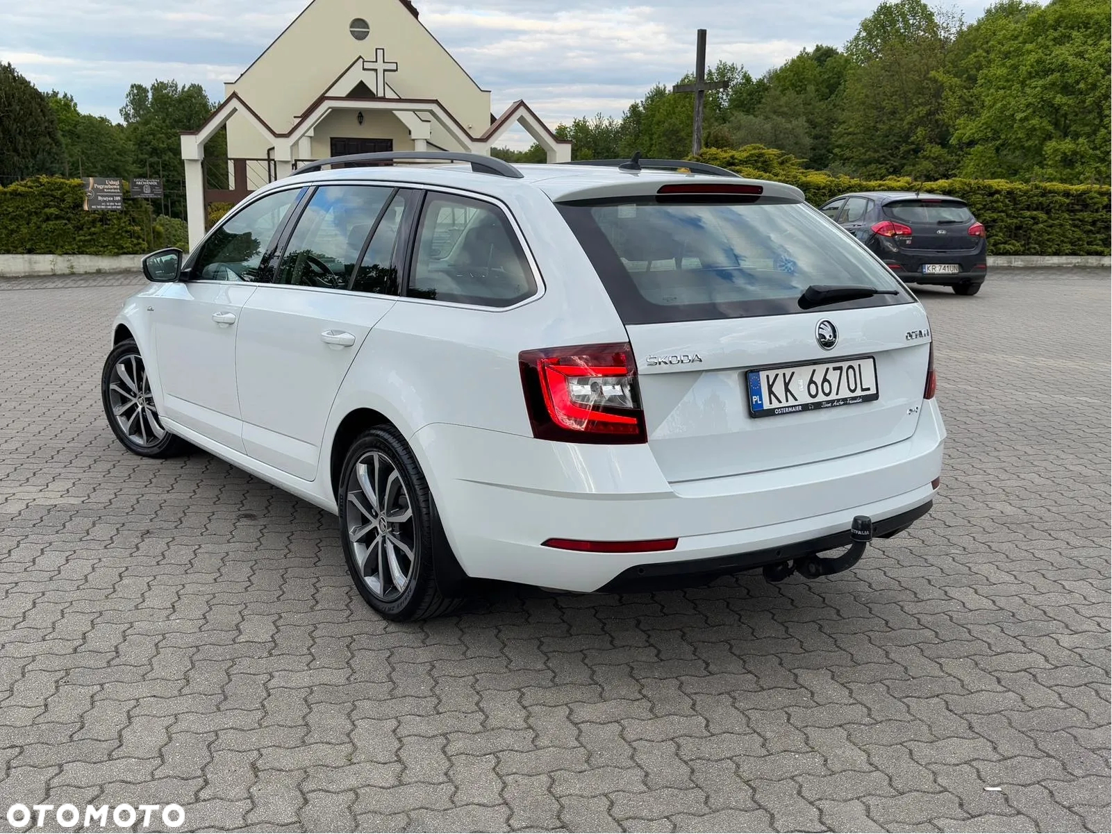 Skoda Octavia 2.0 TDI 4x4 L&K DSG - 4