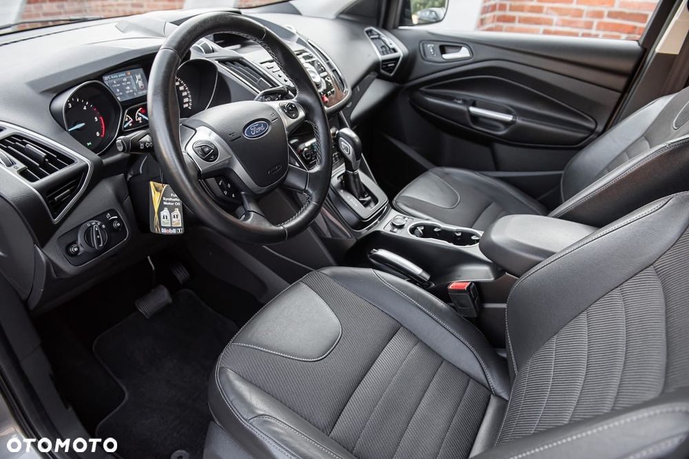 Ford Kuga 2.0 TDCi 4x4 Titanium - 17