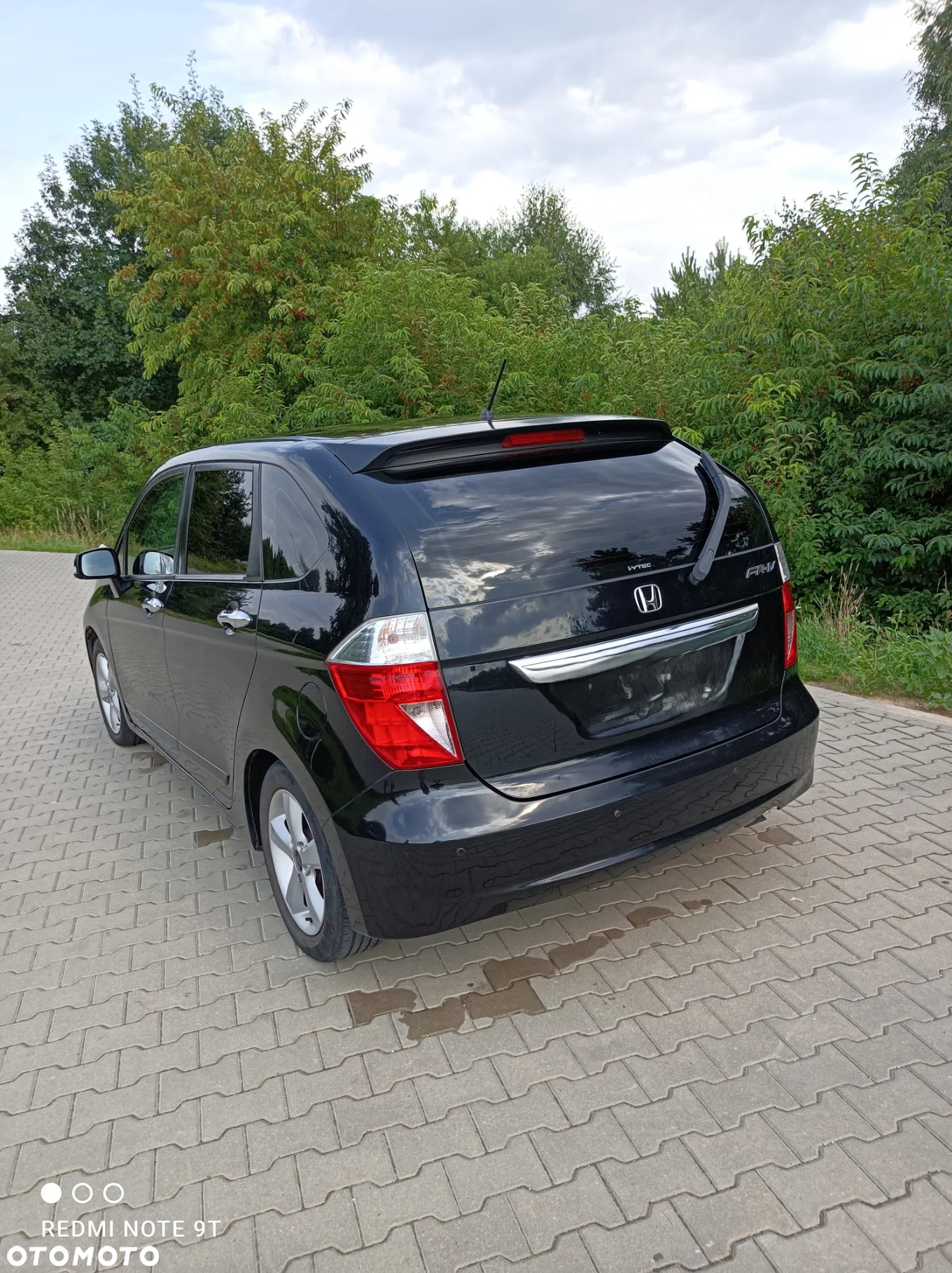 Honda FR-V - 4