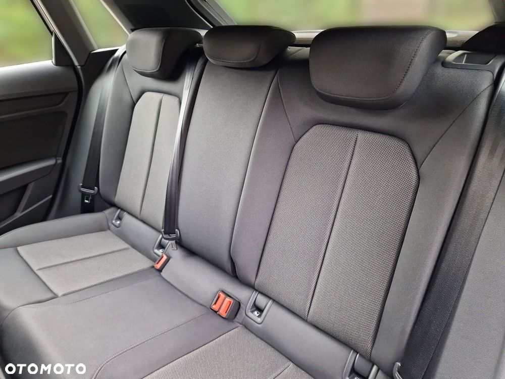 Audi A3 Sportback 30 TFSI mHEV S tronic - 19