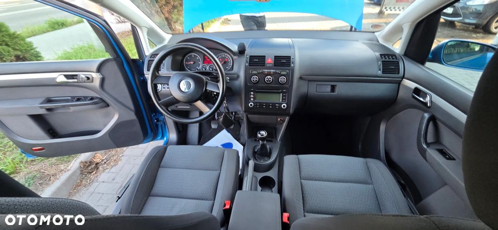 Volkswagen Touran 1.9 TDI DPF Highline - 31