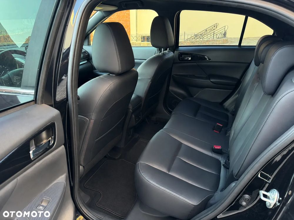 Mitsubishi Eclipse Cross 2.4 PHEV Instyle Plus - 14