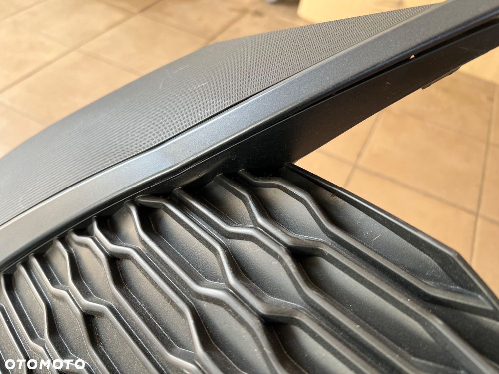 ZDERZAK PRZÓD PRZEDNI GRILL ATRAPA TOYOTA C-HR CHR II 2 - 5