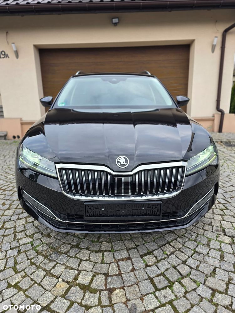 Skoda Superb 2.0 TDI DSG Premium Edition - 3