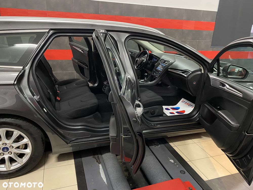 Ford Mondeo 2.0 TDCi Titanium - 22