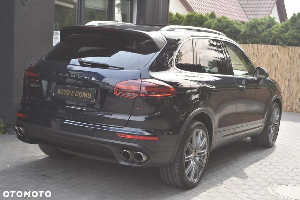 Porsche Cayenne S Diesel Platinum Edition - 24