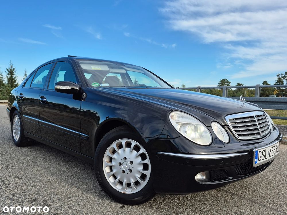 Mercedes-Benz E-Class 2006 photo 4