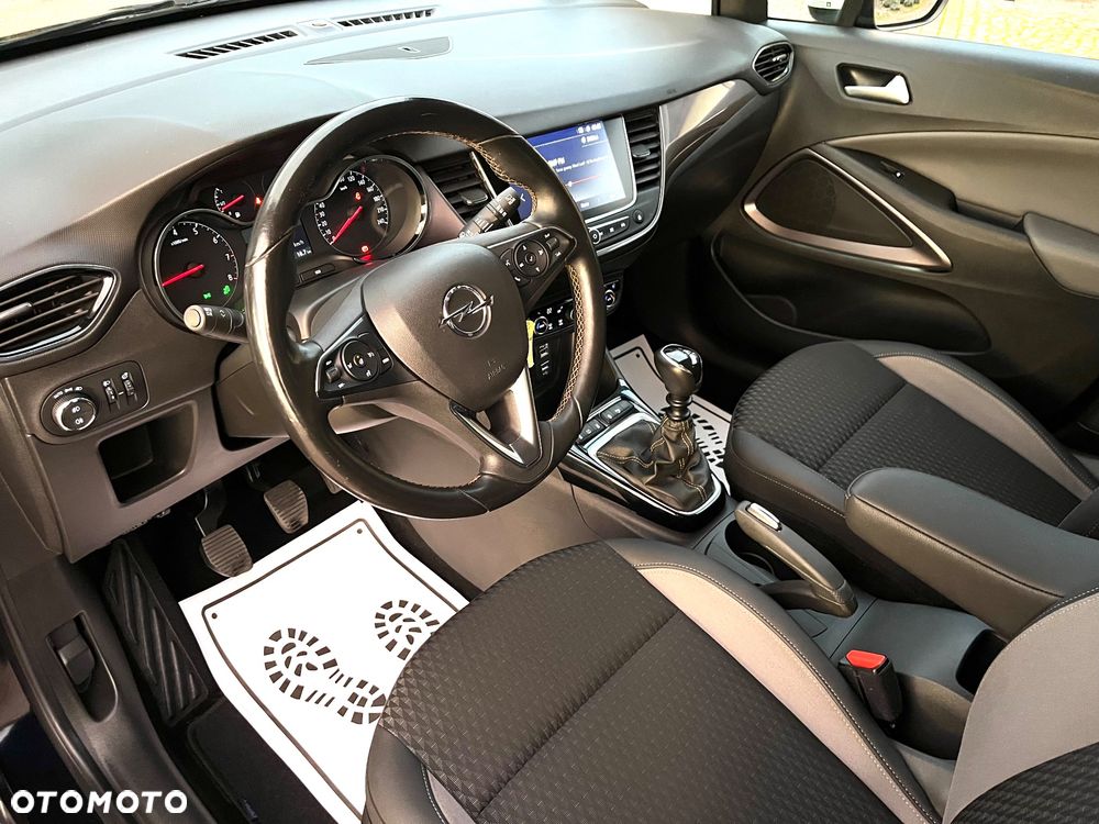 Opel Crossland X - 18