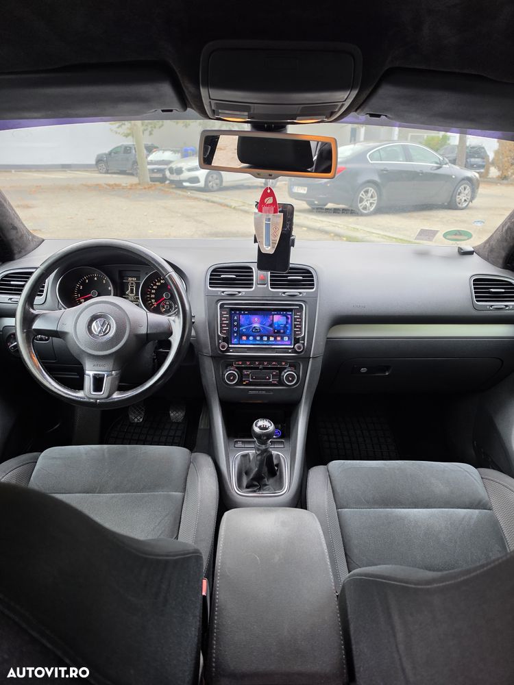 Volkswagen Golf - 15