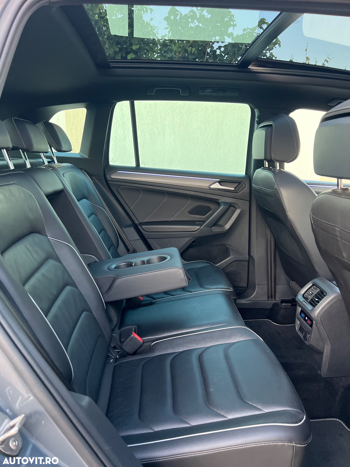 Volkswagen Tiguan - 10