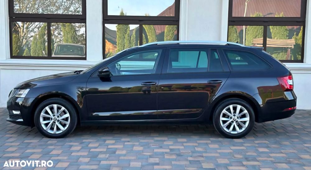 Skoda Octavia 2.0 TDI Sport Edition - 9