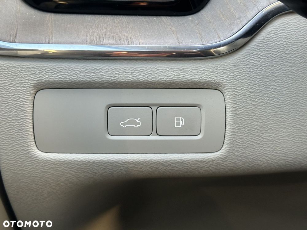 Volvo XC 60 - 35