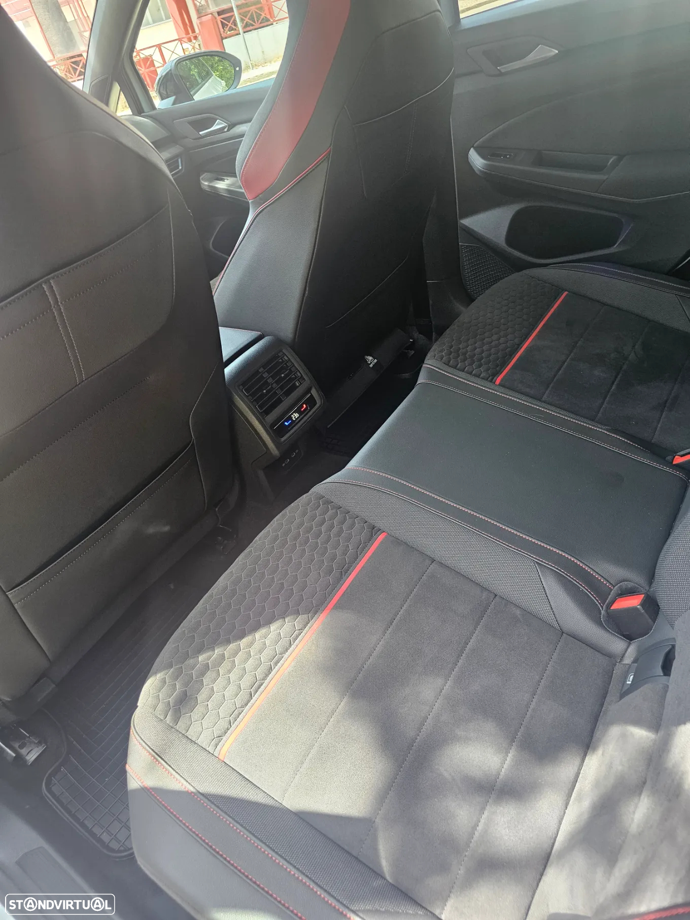 VW Golf 2.0 TSI GTI Clubsport DSG - 9