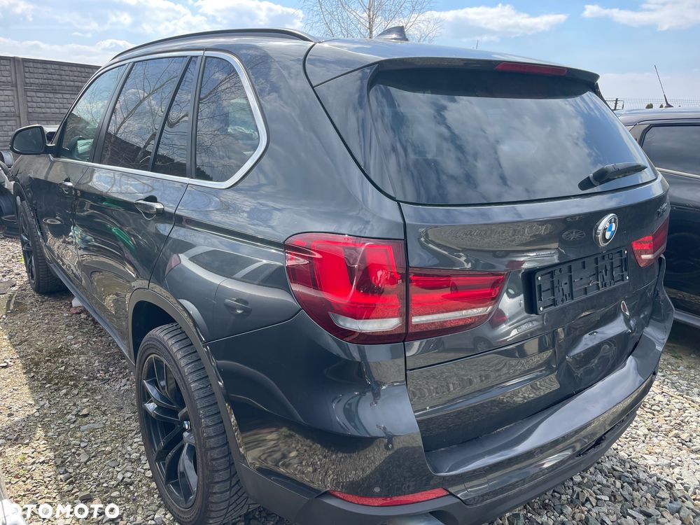 BMW X5 xDrive30d Sport-Aut - 2