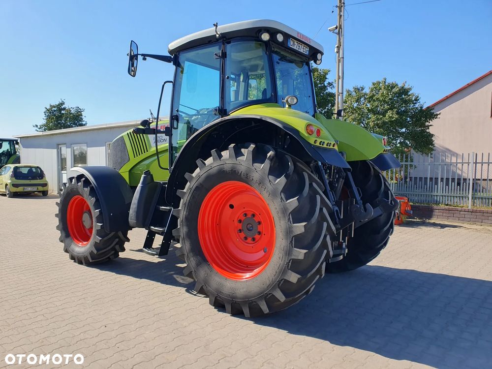 Claas Axion 820 CEBIS - 6