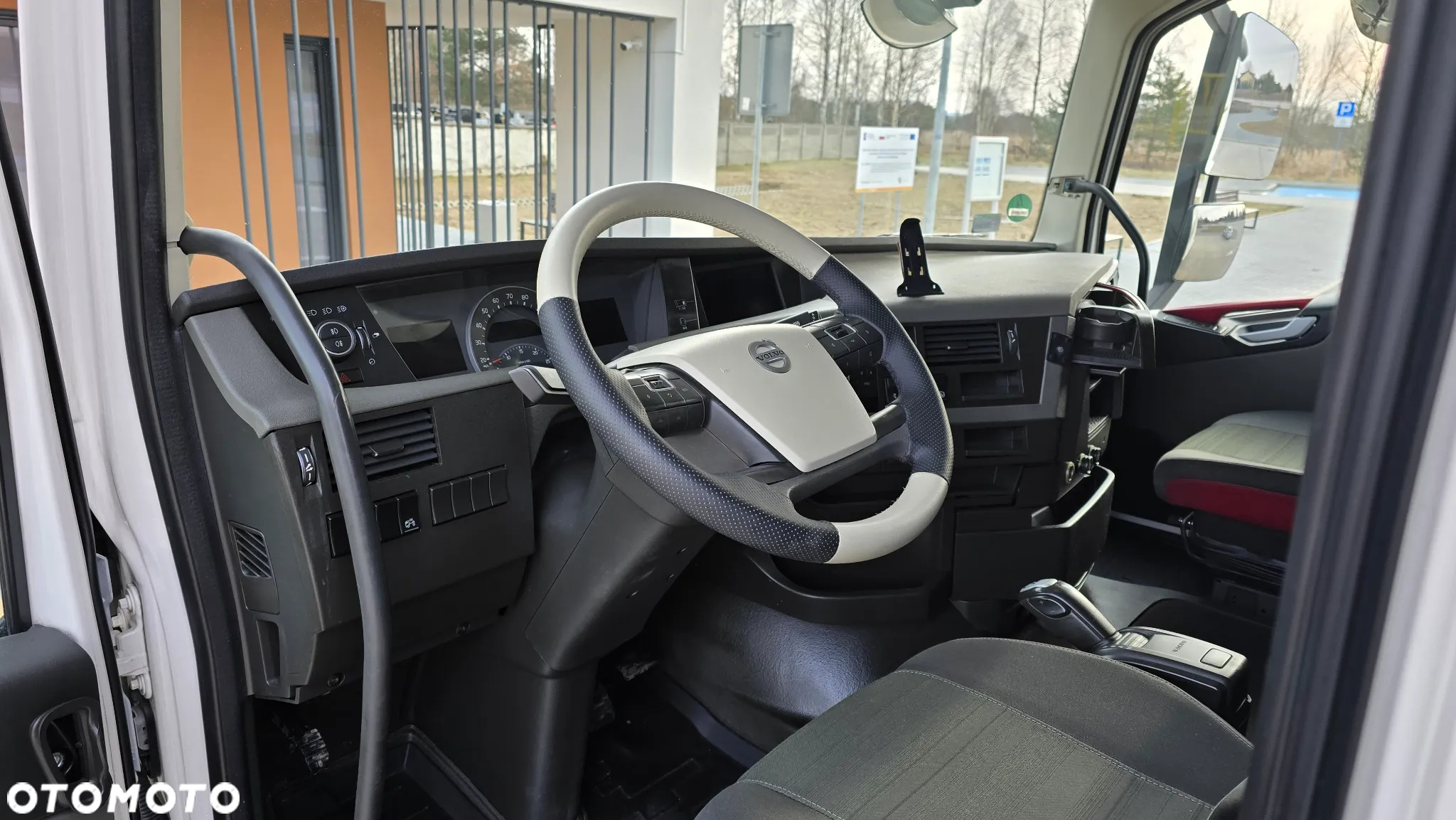Volvo VOLVO FH 500 GLOBETROTTER XL❗️ / STANDARD / PO KONTRAKCIE / ACC / I-SHIFT / RADAR / I-PARK COOL / OSŁONY MIĘDZYOSIOWE / SALON POLSKA / AUTOMAT / EURO 6 / FULL SERWIS ASO / UNIKAT ❗️❗️ - 6