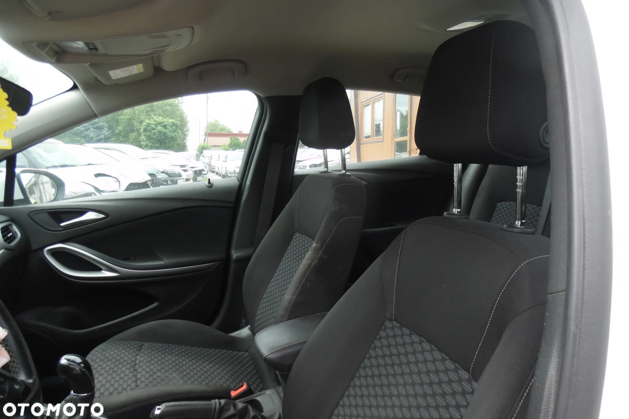 Opel Astra V 1.4 T Dynamic - 9