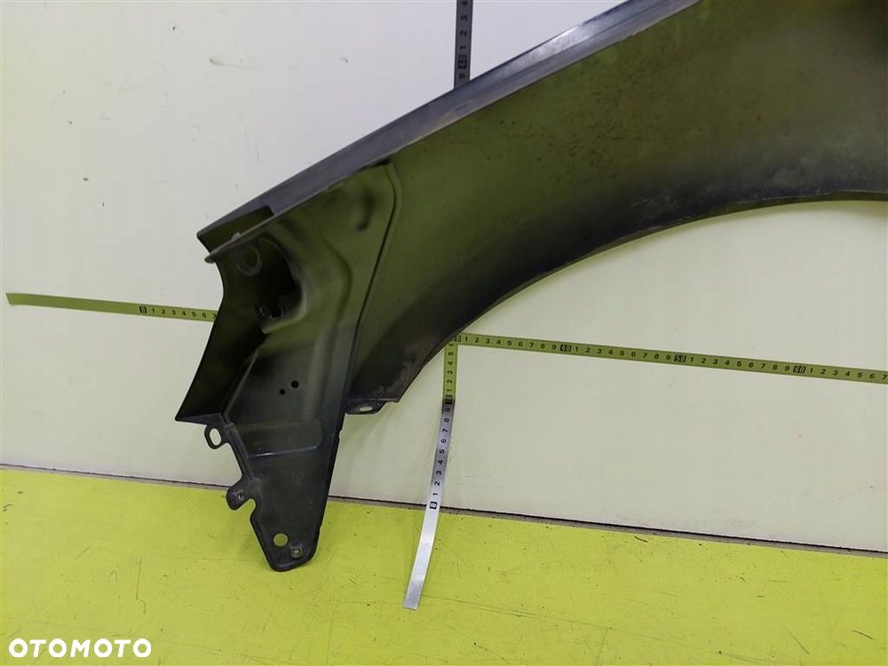 Błotnik przedni prawy Volvo V60 2010-2013 PRZED LIFT - 11