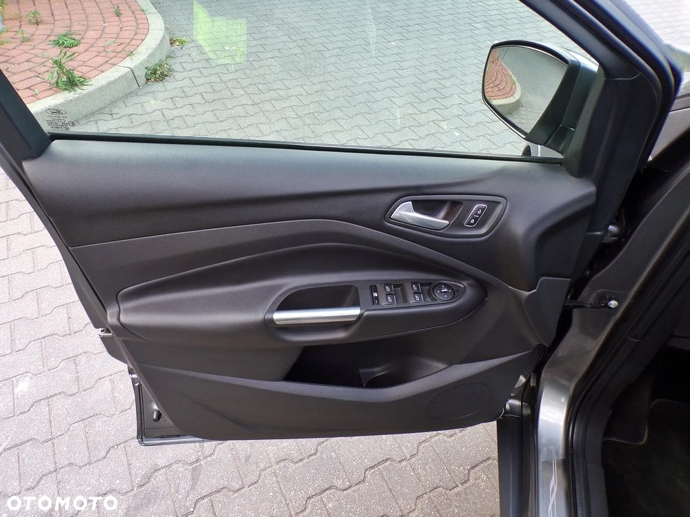 Ford Kuga 2.0 TDCi 4WD Titanium Plus - 17