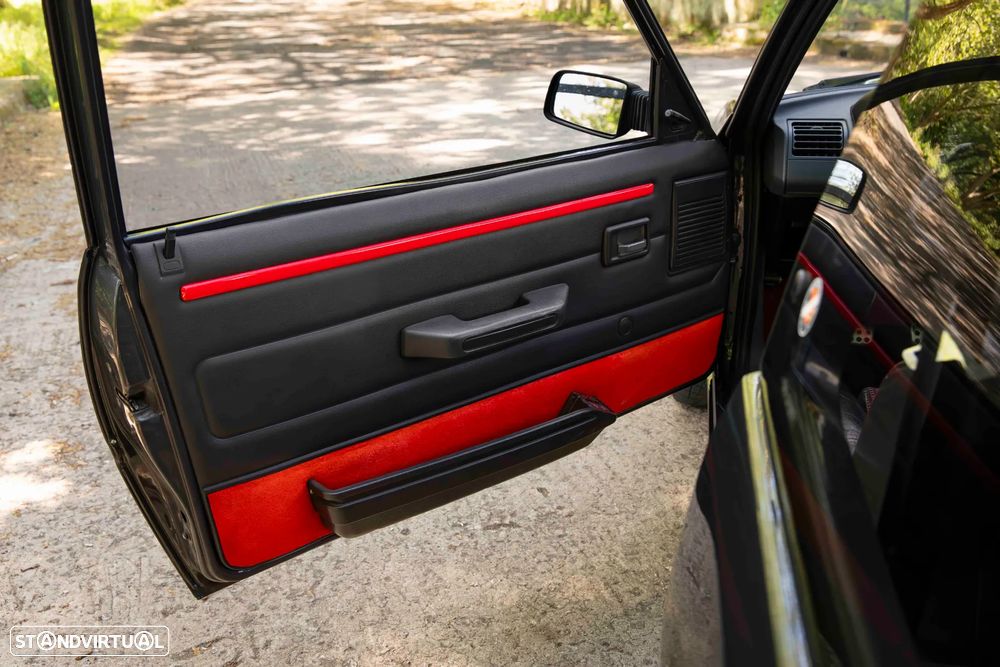 Peugeot 205 1.6 GTi - 8