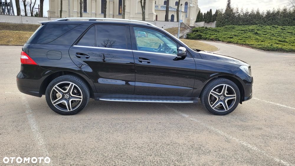 Mercedes-Benz ML 350 BlueTEC 4MATIC 7G-TRONIC Edition 1 - 4