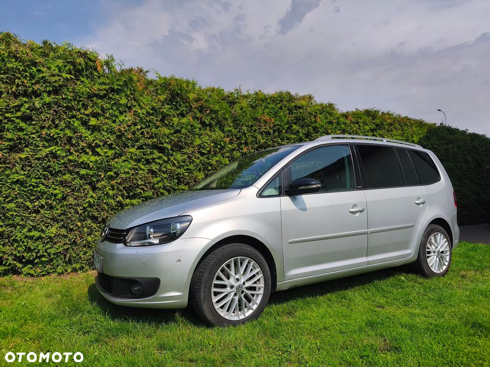Volkswagen Touran 2.0 TDI DPF STYLE - 2