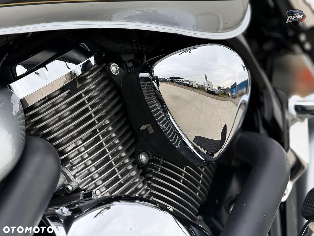 Suzuki Boulevard - 22