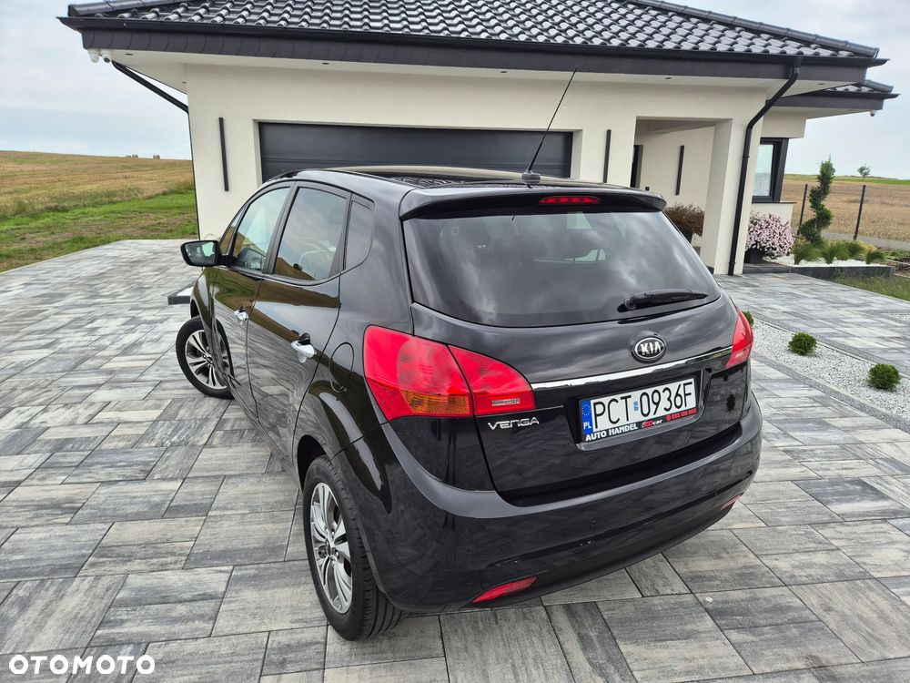 Kia Venga 1.4 CVVT Business Line - 15