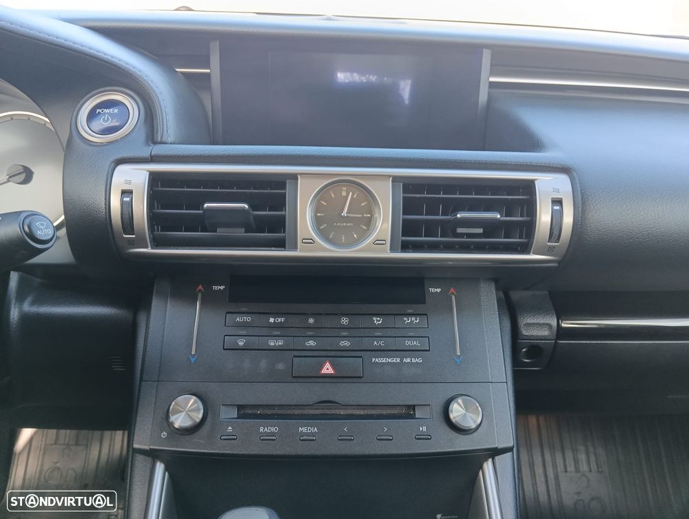 Lexus IS 300H Executive - 7