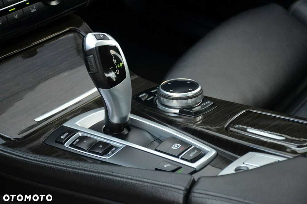 BMW Seria 5 - 26