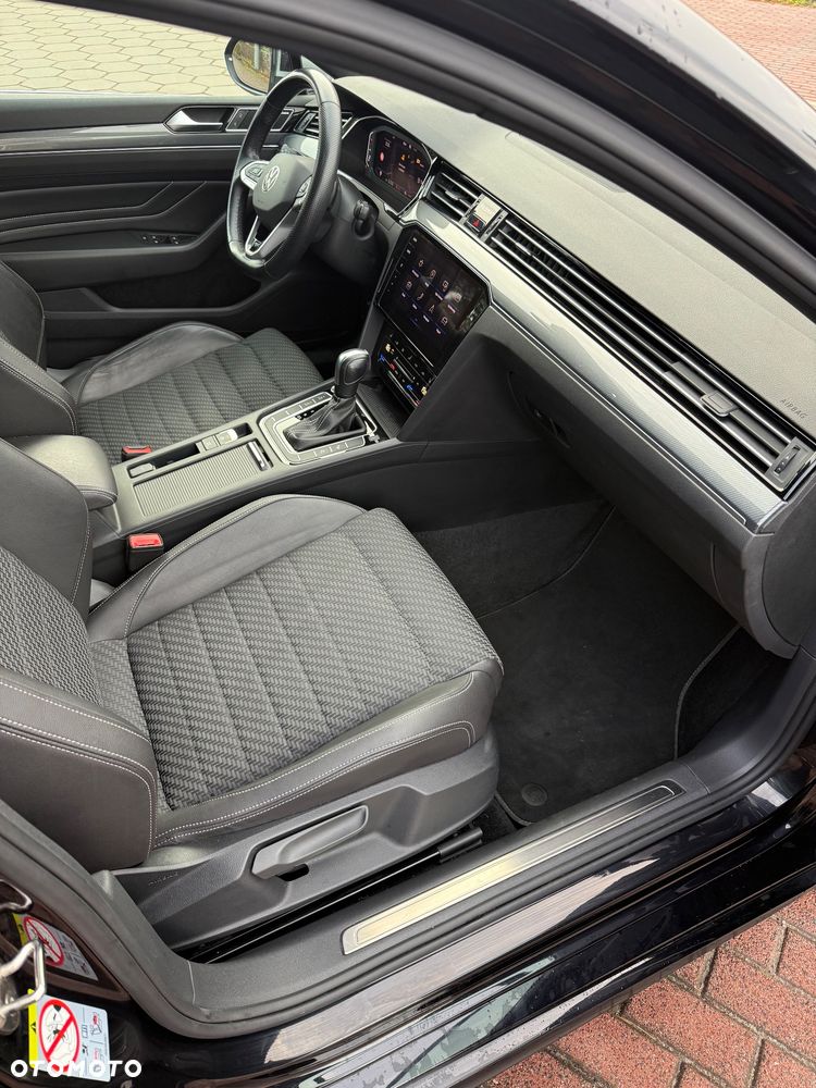 Volkswagen Passat 1.5 TSI OPF DSG Highline - 28