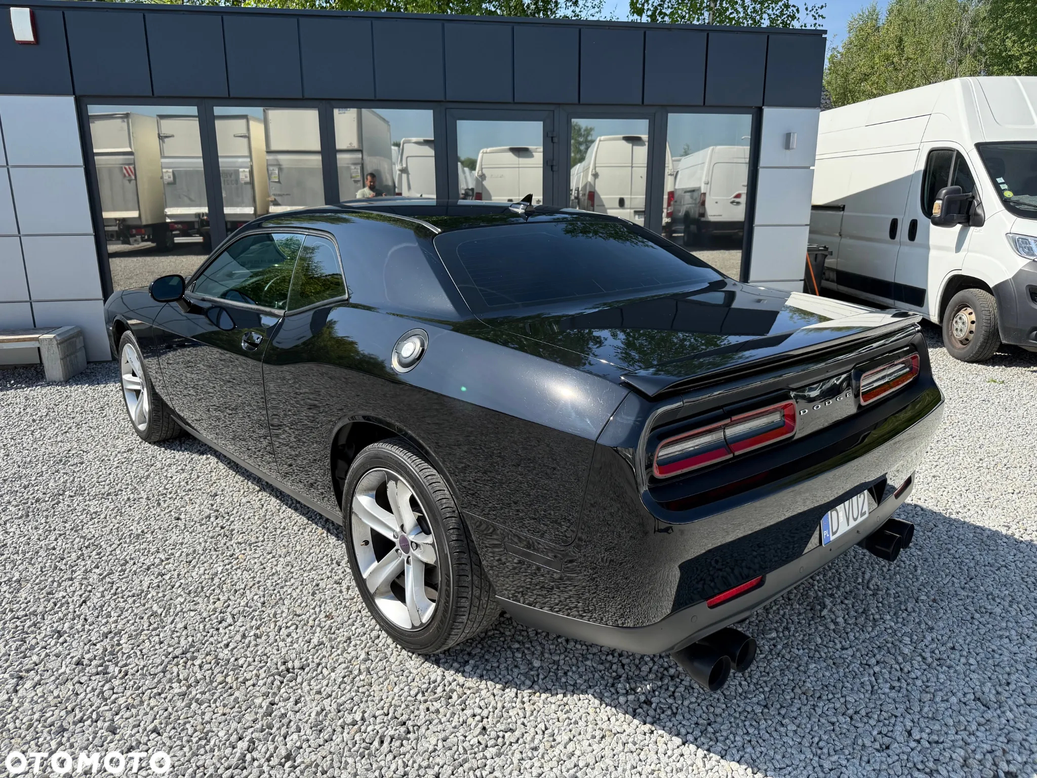 Dodge Challenger - 21