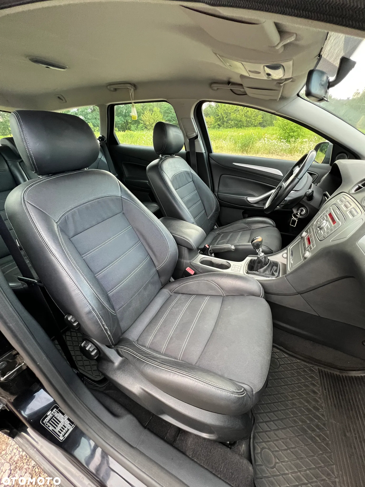 Ford Mondeo - 11