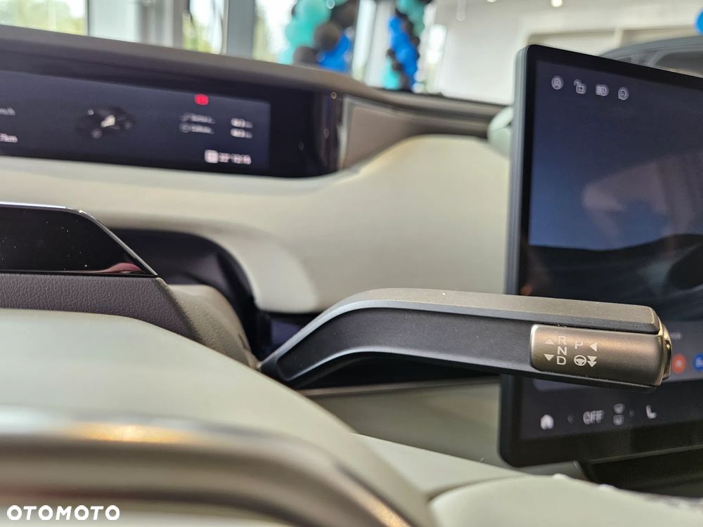 Exlantix ES 100kWh Premium AWD - 17