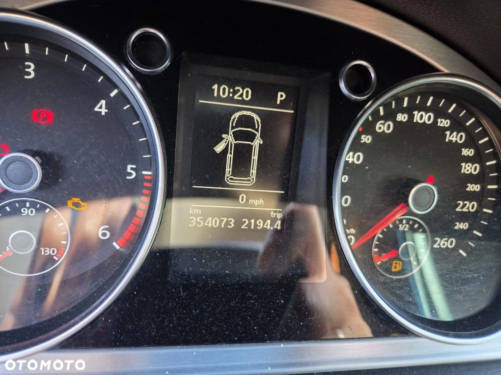 Volkswagen Passat 2.0 TDI Highline DSG - 11