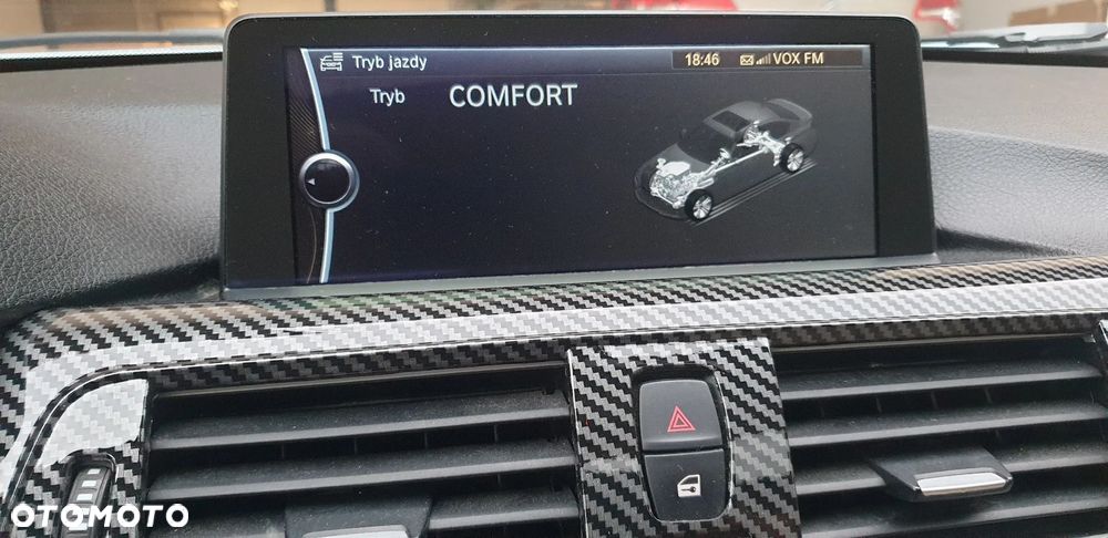 BMW Seria 3 328i Luxury Line - 25