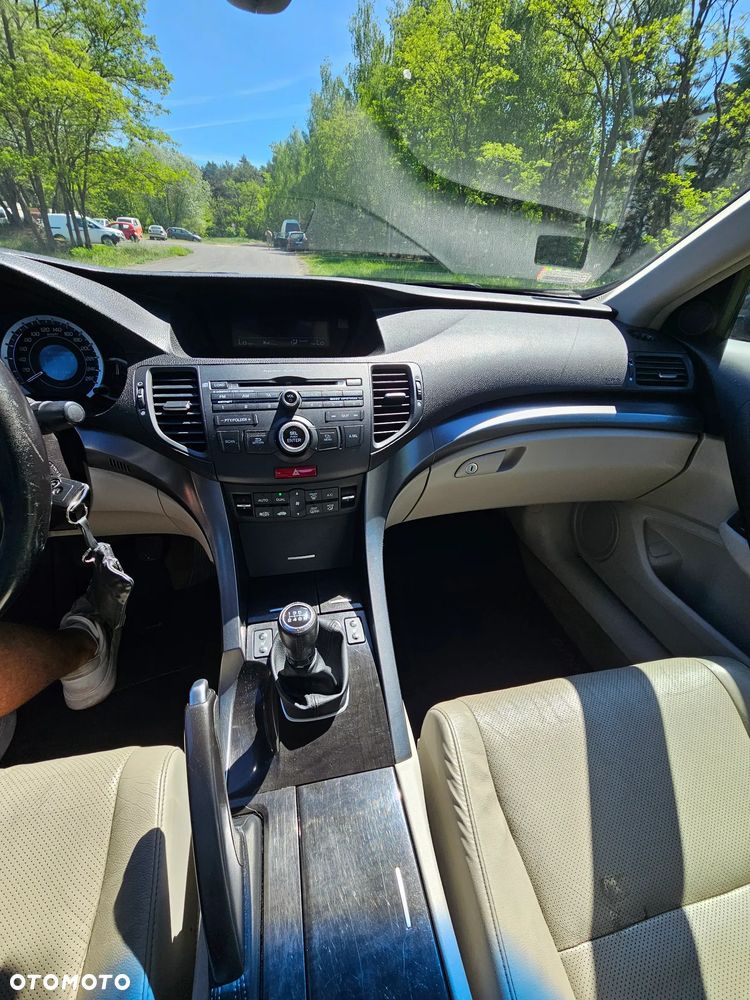 Honda Accord 2.0 Executive - 5