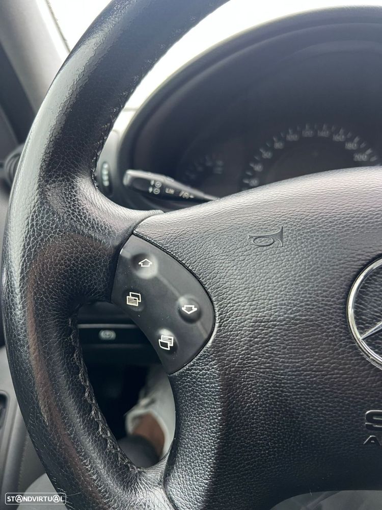 Mercedes-Benz C 220 - 33