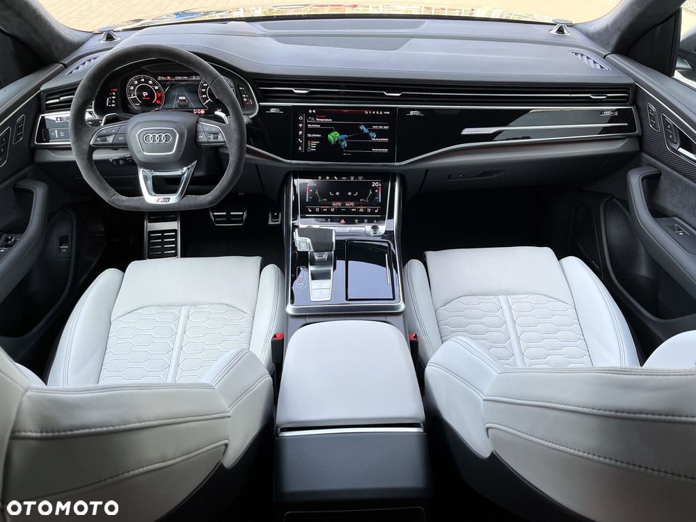 Audi RS Q8 - 11