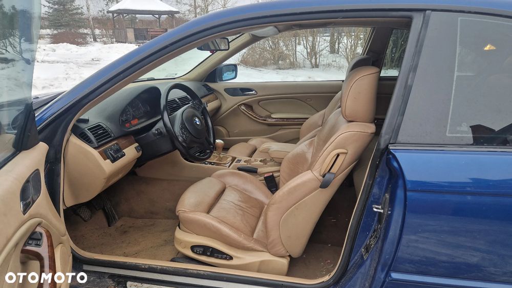 BMW Seria 3 323Ci - 6