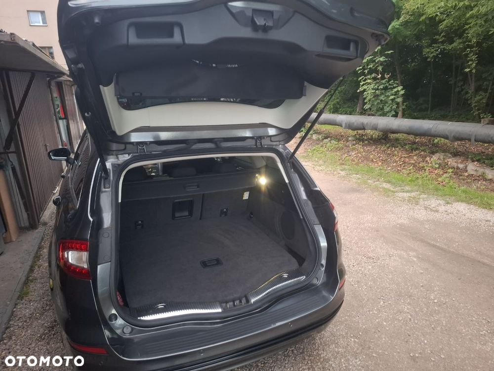 Ford Mondeo 1.5 TDCi ECOnetic Start-Stopp Titanium - 4