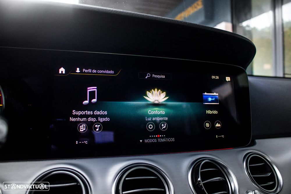 Mercedes-Benz E 300 de Avantgarde 4Matic - 39