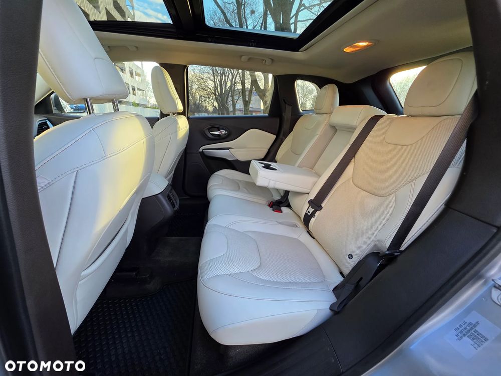 Jeep Cherokee 3.2 V6 Active Drive I Limited - 24