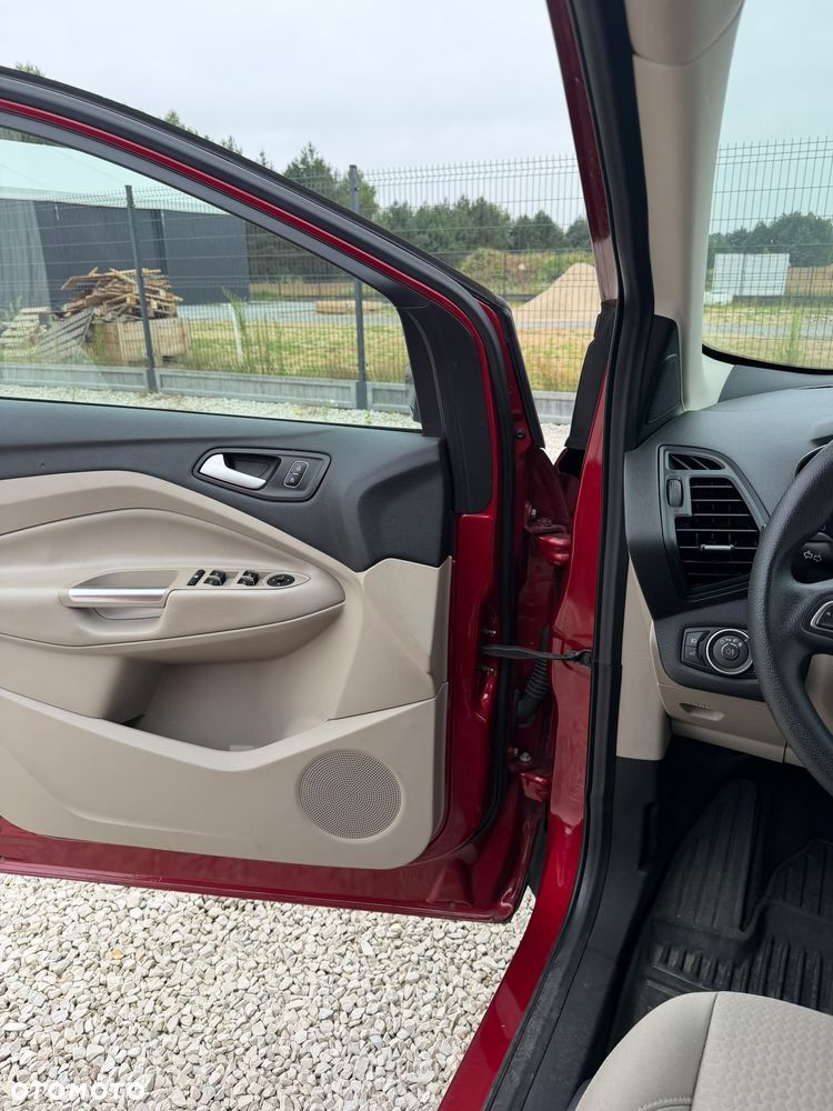 Ford Escape - 32