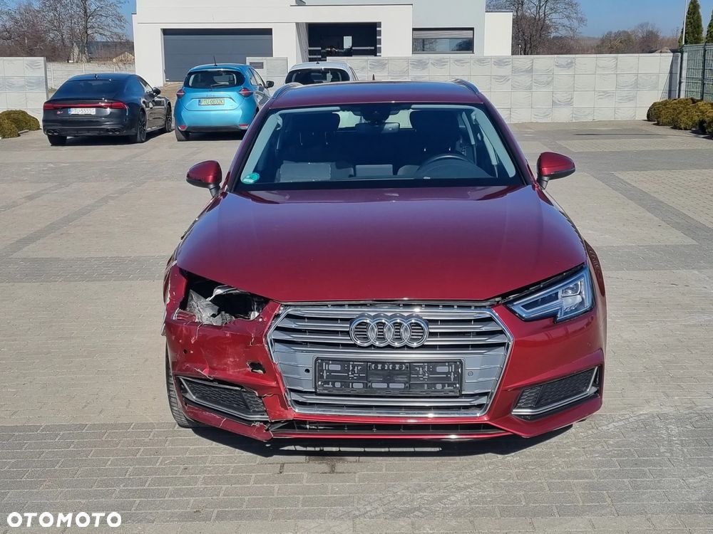 Audi A4 Avant 40 TFSI S tronic sport - 3