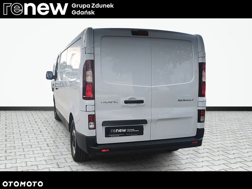 Renault Trafic - 11