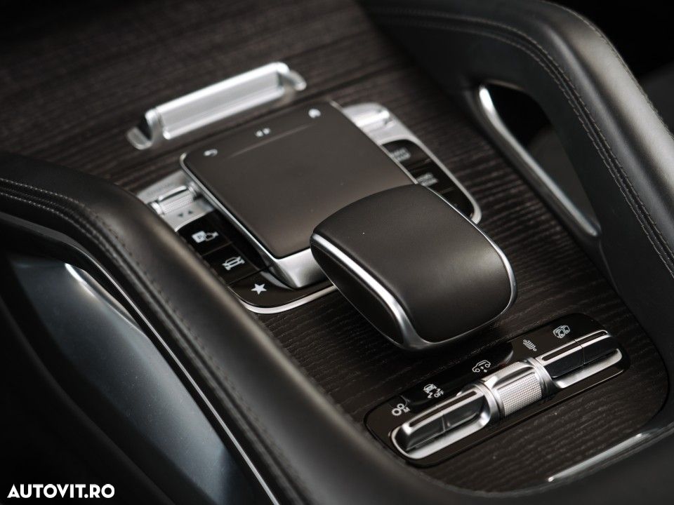 Mercedes-Benz GLE - 31