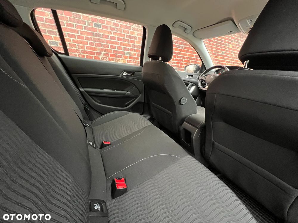 Peugeot 308 - 18